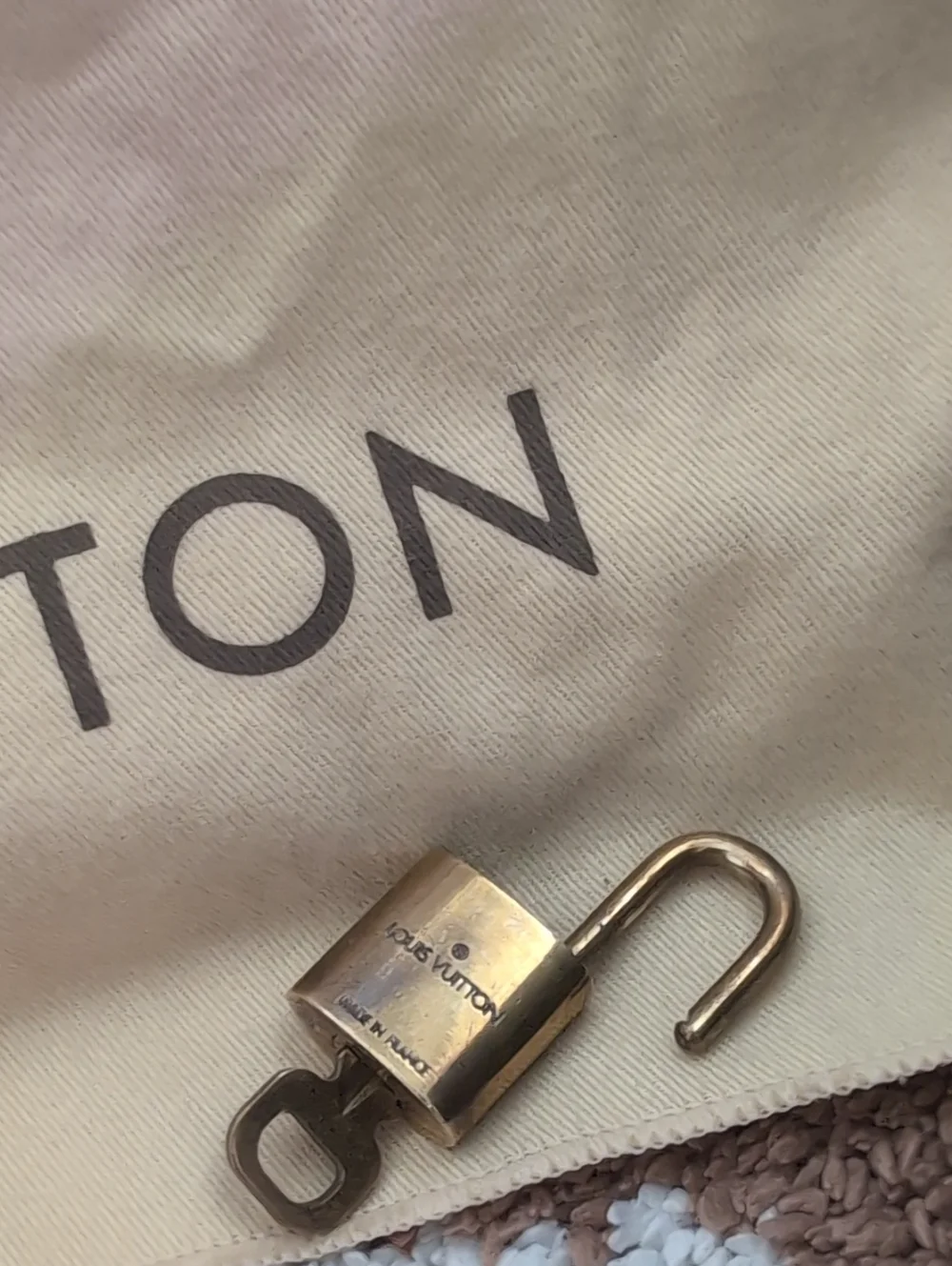 Louis Vuitton Vintage Speedy, Lock & Key, Sarah Wallet, Coin Purse, Box, Dustbag